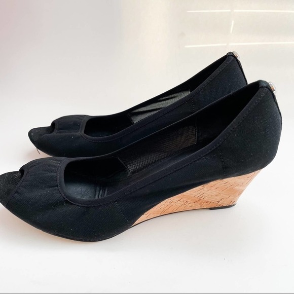Donald J Pliner Black Peep Toe Wedges size 7.5M - Picture 4 of 5